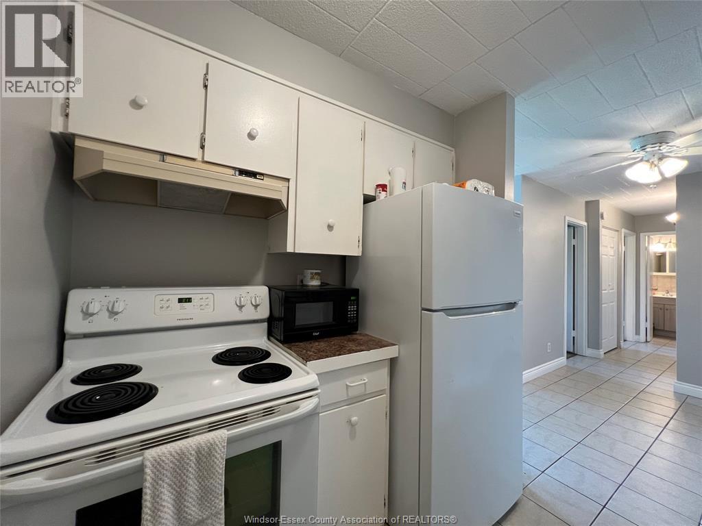 6563 Thornberry, Windsor, Ontario  N8T 3A6 - Photo 11 - 26015666
