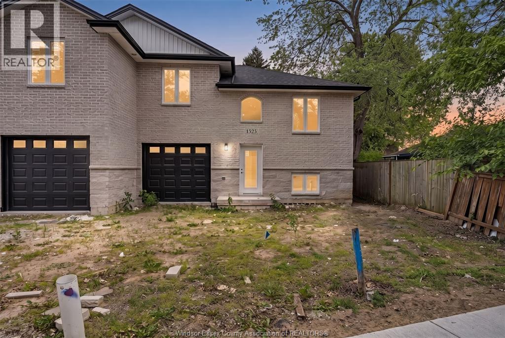 1525 MICHIGAN AVENUE, LaSalle, Ontario
