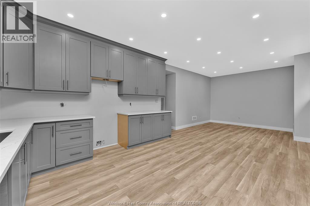 1525 Michigan Avenue, Lasalle, Ontario  N9J 2G7 - Photo 25 - 26015908