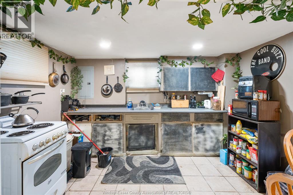 1441 Riverside Drive East, Windsor, Ontario  N9A 2T9 - Photo 19 - 26015760