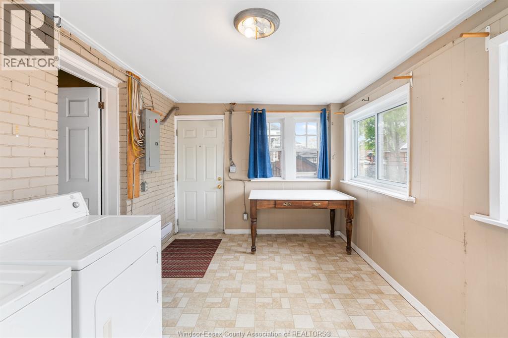 1441 Riverside Drive East, Windsor, Ontario  N9A 2T9 - Photo 34 - 26015758