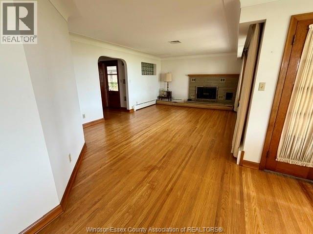 13942 Riverside Drive East, Tecumseh, Ontario  N8N 1B6 - Photo 11 - 26015921