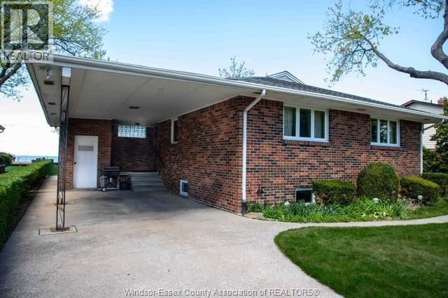 13942 Riverside Drive East, Tecumseh, Ontario  N8N 1B6 - Photo 8 - 26015921