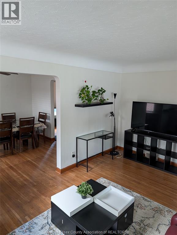 1868 Pillette, Windsor, Ontario  N8T 2P1 - Photo 3 - 26015881