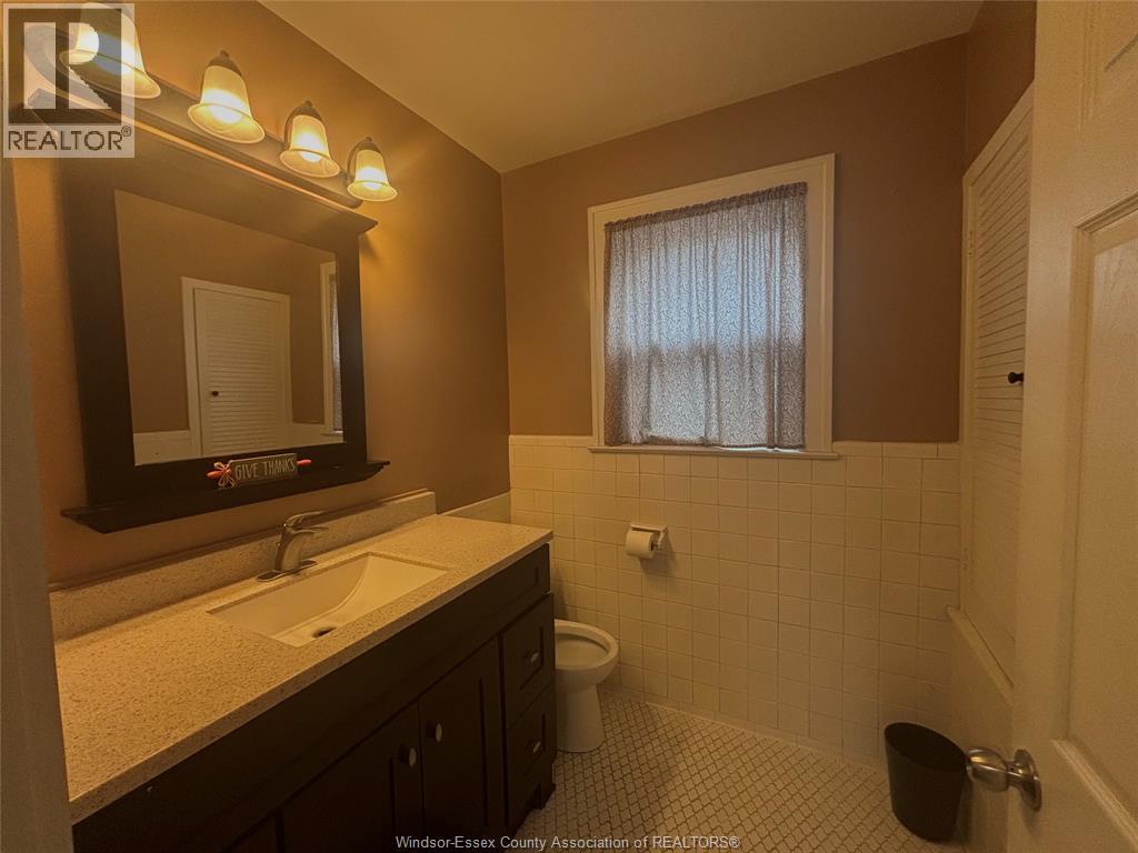 2322 Byng, Windsor, Ontario  N8W 3E5 - Photo 10 - 26015931