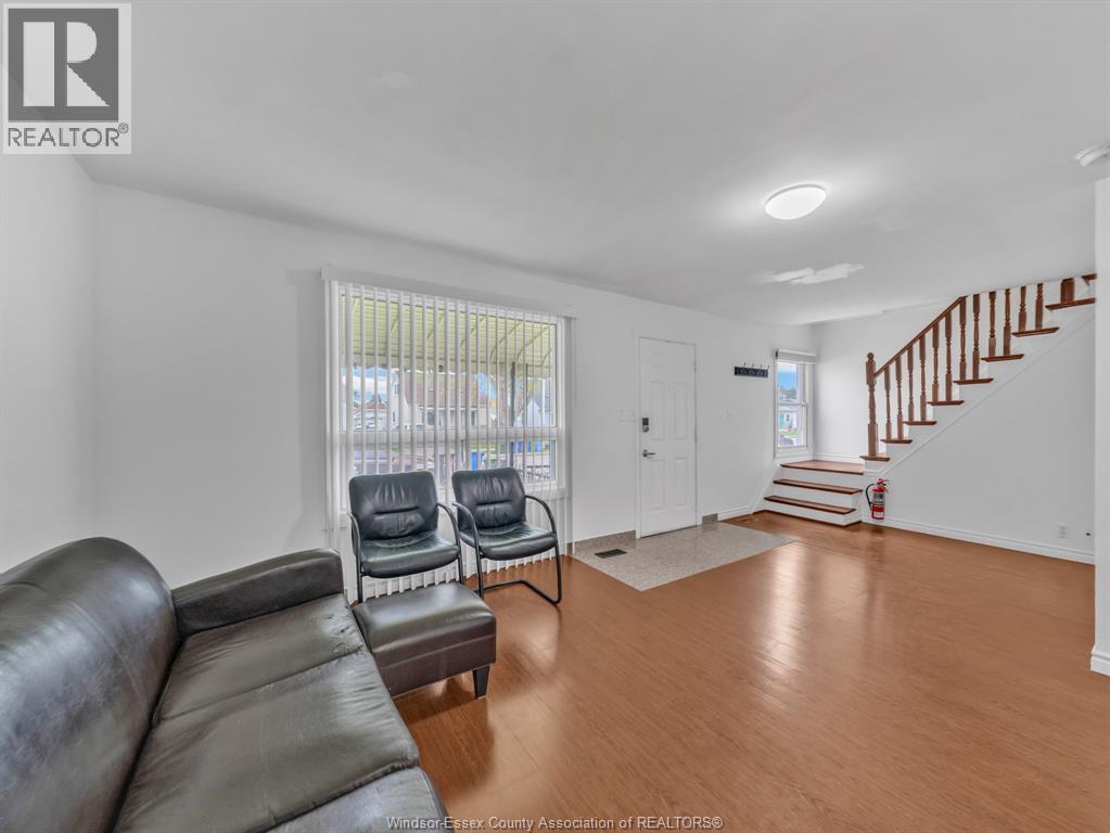 3748 Whitney, Windsor, Ontario  N9C 2C4 - Photo 13 - 26015928