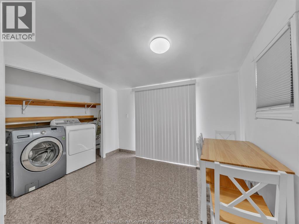 3748 Whitney, Windsor, Ontario  N9C 2C4 - Photo 16 - 26015928