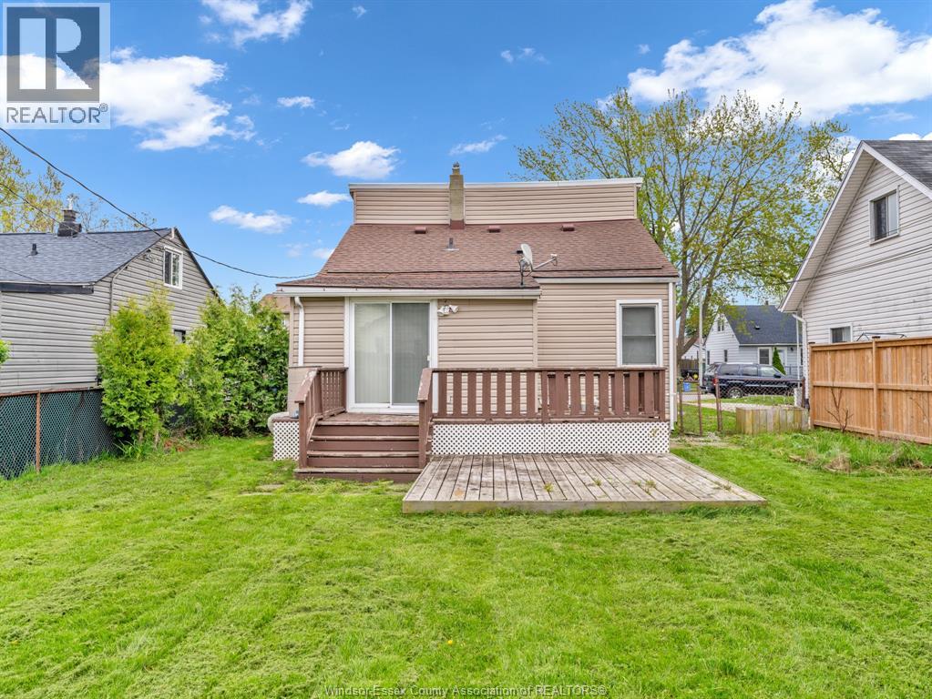 3748 Whitney, Windsor, Ontario  N9C 2C4 - Photo 8 - 26015928