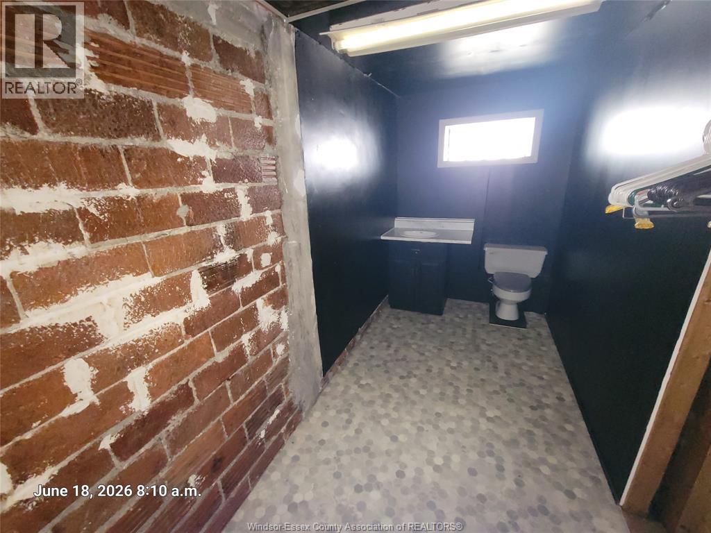 4776 Wyandotte Street East, Windsor, Ontario  N8Y 1H7 - Photo 9 - 26015951
