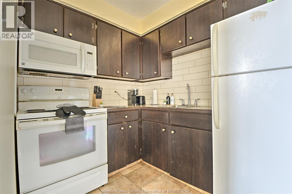 821 Pillette Unit# 7, Windsor, Ontario  N8Y 3B4 - Photo 11 - 26015937