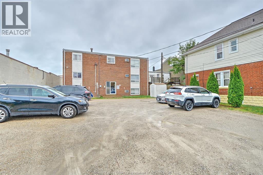 821 Pillette Unit# 7, Windsor, Ontario  N8Y 3B4 - Photo 5 - 26015937
