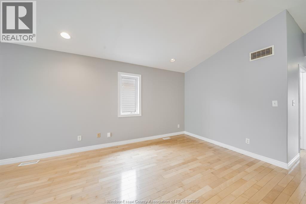 4231 Whiskey Avenue, Windsor, Ontario  N9G 3B2 - Photo 17 - 26015415