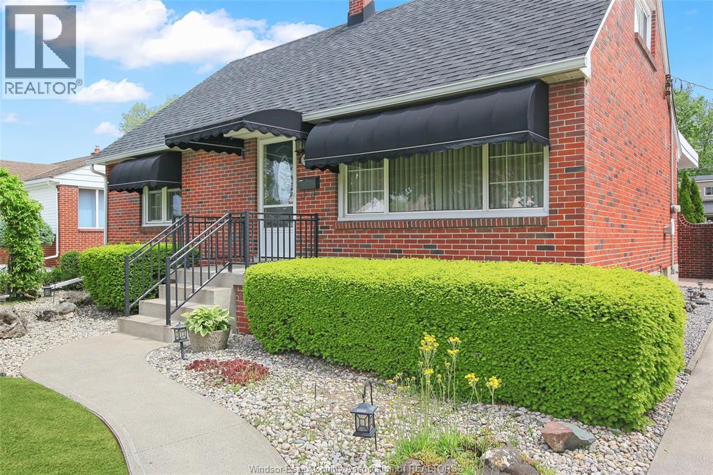 3540 Morris, Windsor, Ontario  N9E 2K4 - Photo 3 - 26015973