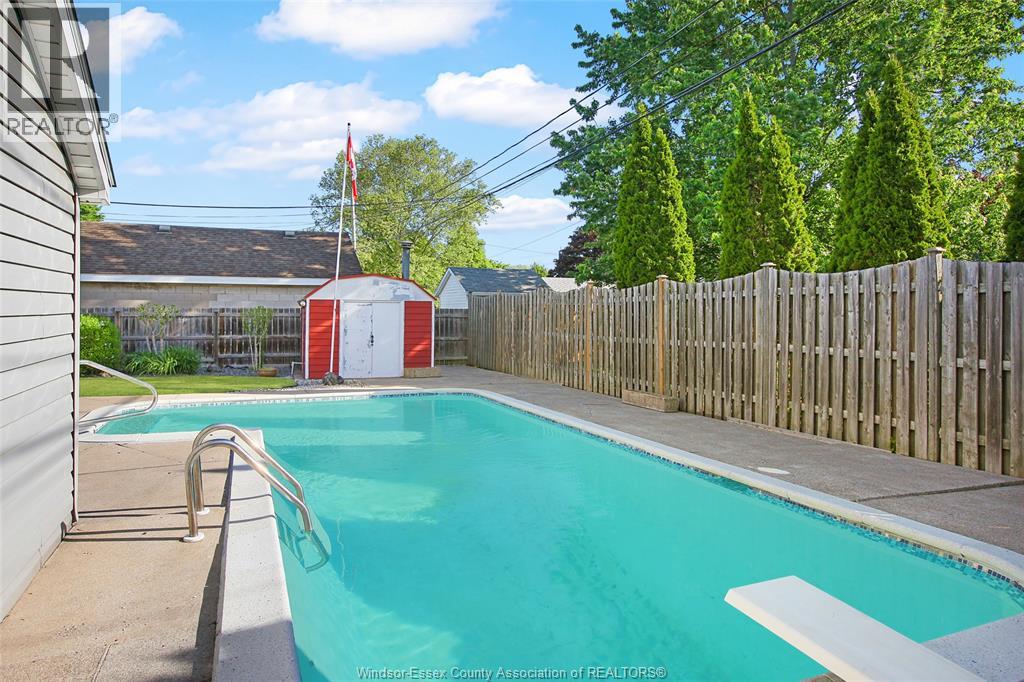 3540 Morris, Windsor, Ontario  N9E 2K4 - Photo 9 - 26015973