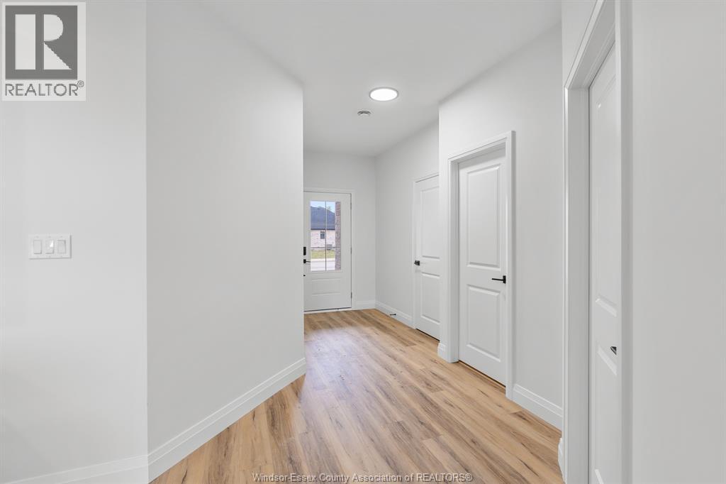 154 Mclellan Avenue Unit# A (Upper), Amherstburg, Ontario  N9V 0H1 - Photo 4 - 26015971