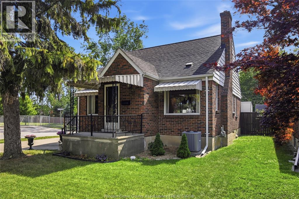 889 PATRICE DRIVE, Windsor, Ontario