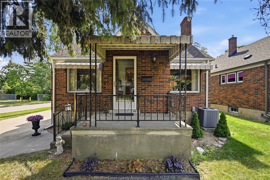 889 Patrice Drive, Windsor, Ontario  N8S 2R7 - Photo 2 - 26015983