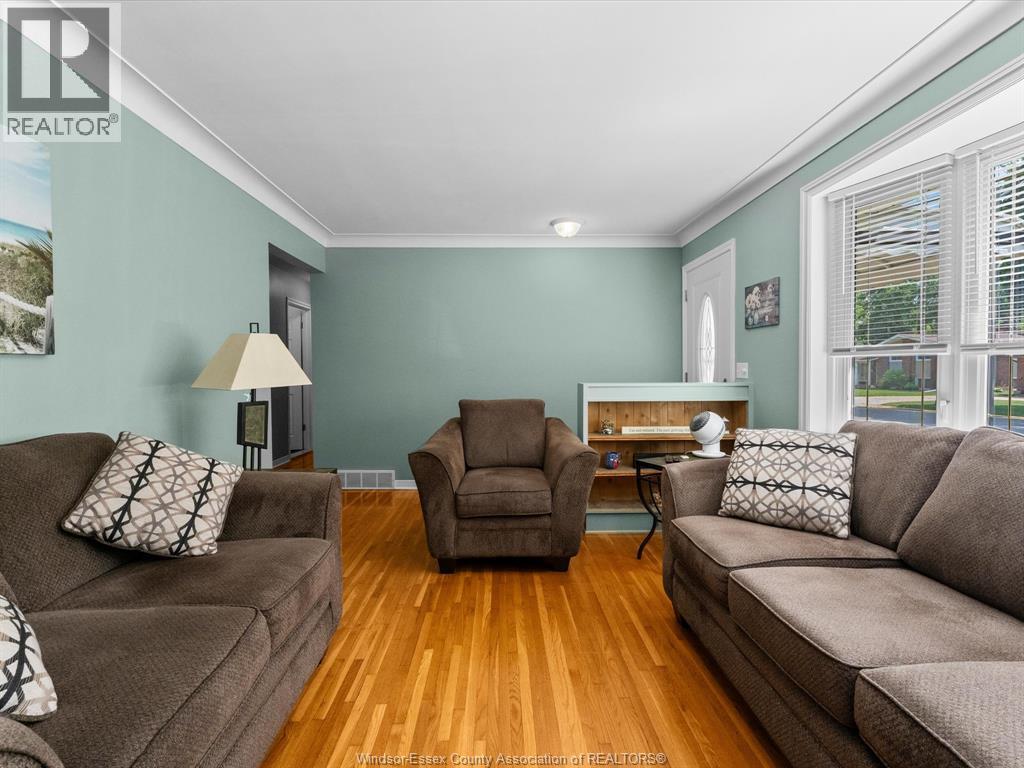 5835 Canada, Lasalle, Ontario  N9H 1M5 - Photo 6 - 26015992