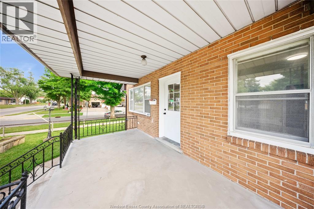 1465 Campbell Avenue, Windsor, Ontario  N9B 2K1 - Photo 10 - 26015993