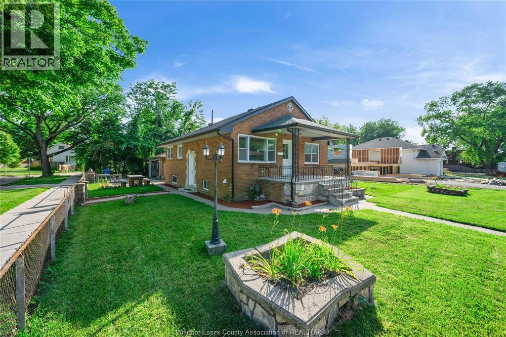 1465 Campbell Avenue, Windsor, Ontario  N9B 2K1 - Photo 7 - 26015993