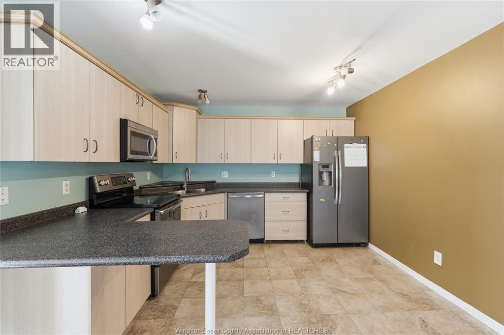 437 Merrill Avenue, Lasalle, Ontario  N9J 3R2 - Photo 10 - 26015996