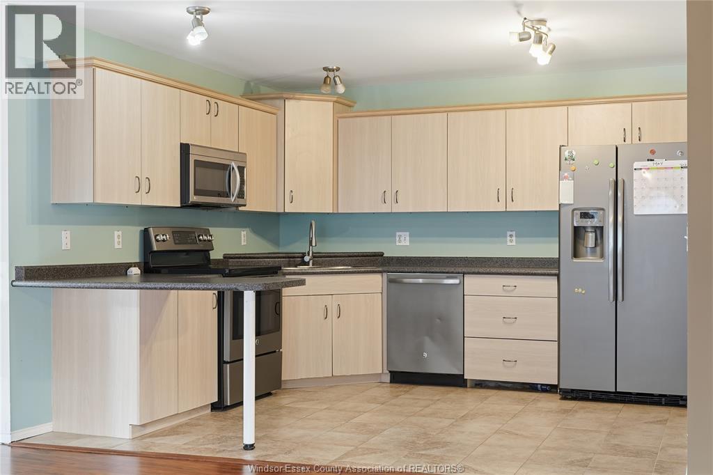 437 Merrill Avenue, Lasalle, Ontario  N9J 3R2 - Photo 8 - 26015996