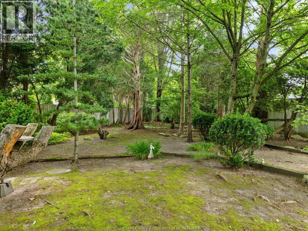 7045 Matchette Road, Lasalle, Ontario  N9J 2S1 - Photo 34 - 26015962