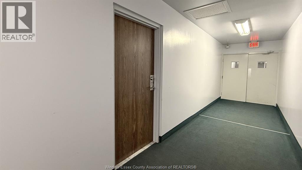 3355 Sandwich Street Unit# 304, Windsor, Ontario  N9C 1B2 - Photo 17 - 26016002