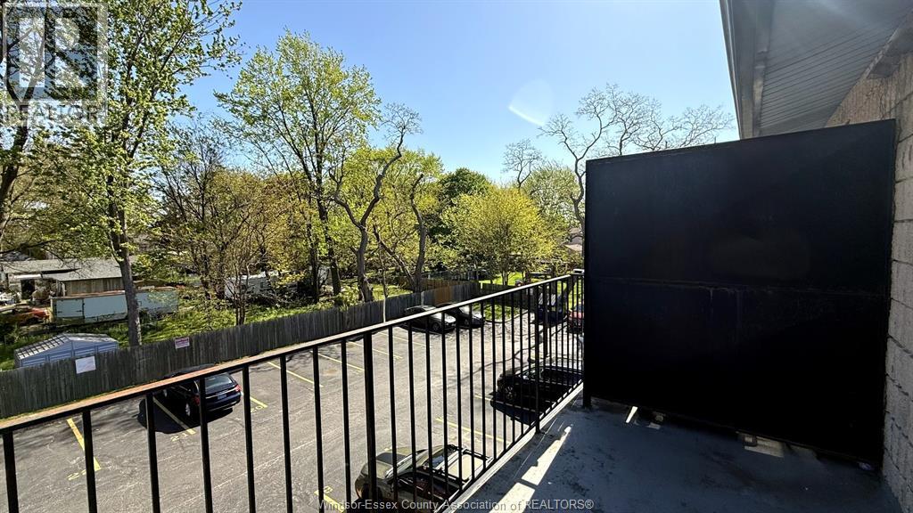 3355 Sandwich Street Unit# 304, Windsor, Ontario  N9C 1B2 - Photo 4 - 26016002