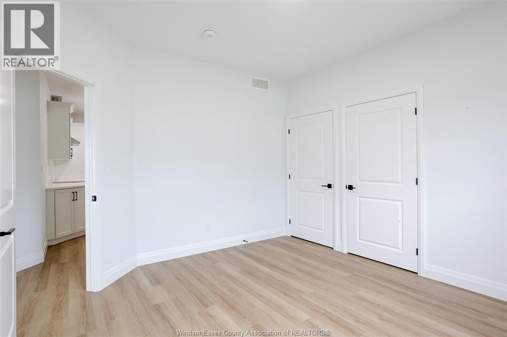 701 Elliot Point Road, Amherstburg, Ontario  N9V 0H1 - Photo 10 - 26016010
