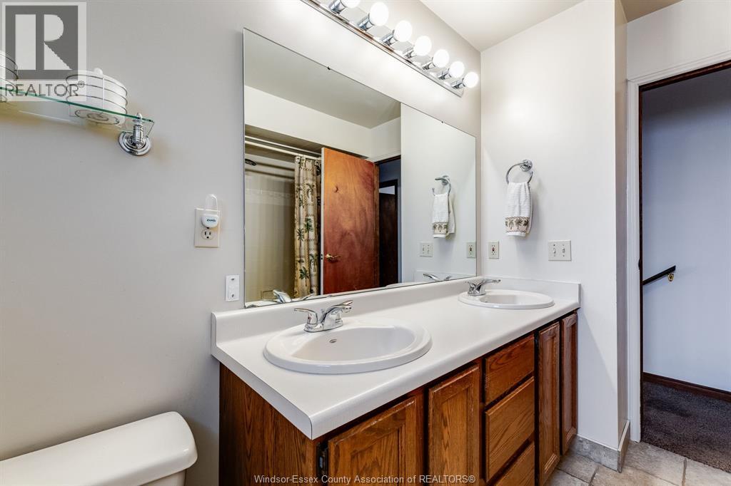 8418 Kingston, Windsor, Ontario  N8S 4R8 - Photo 15 - 26015975
