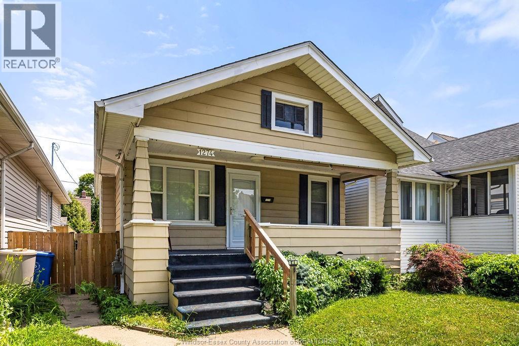 1274 Windermere, Windsor, Ontario  N8Y 3E8 - Photo 1 - 26016086