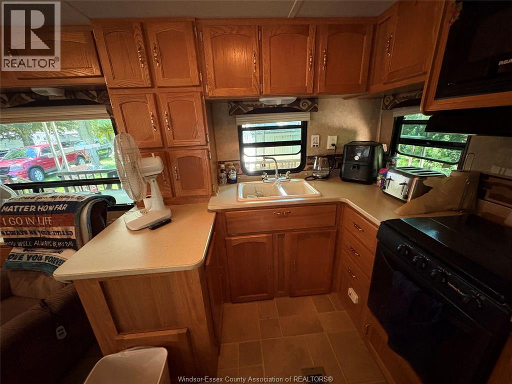 55 Willow, Leamington, Ontario  N0P 2G0 - Photo 32 - 26016070