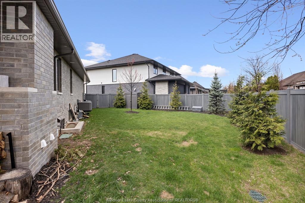 266 Xavier Circle, Lakeshore, Ontario  N8N 0J3 - Photo 33 - 26016095