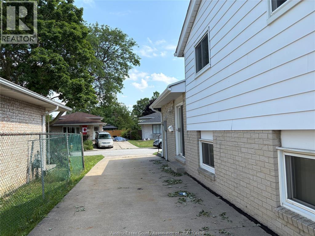 3295 Aurora, Windsor, Ontario  N8R 1Y9 - Photo 21 - 26016104