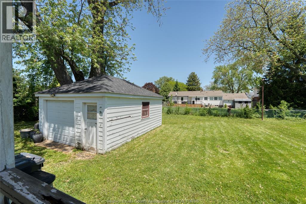 4062 Roseland Drive East, Windsor, Ontario  N9G 1Y4 - Photo 31 - 26016169