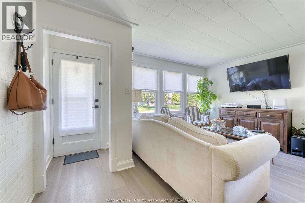 4062 Roseland Drive East, Windsor, Ontario  N9G 1Y4 - Photo 4 - 26016169