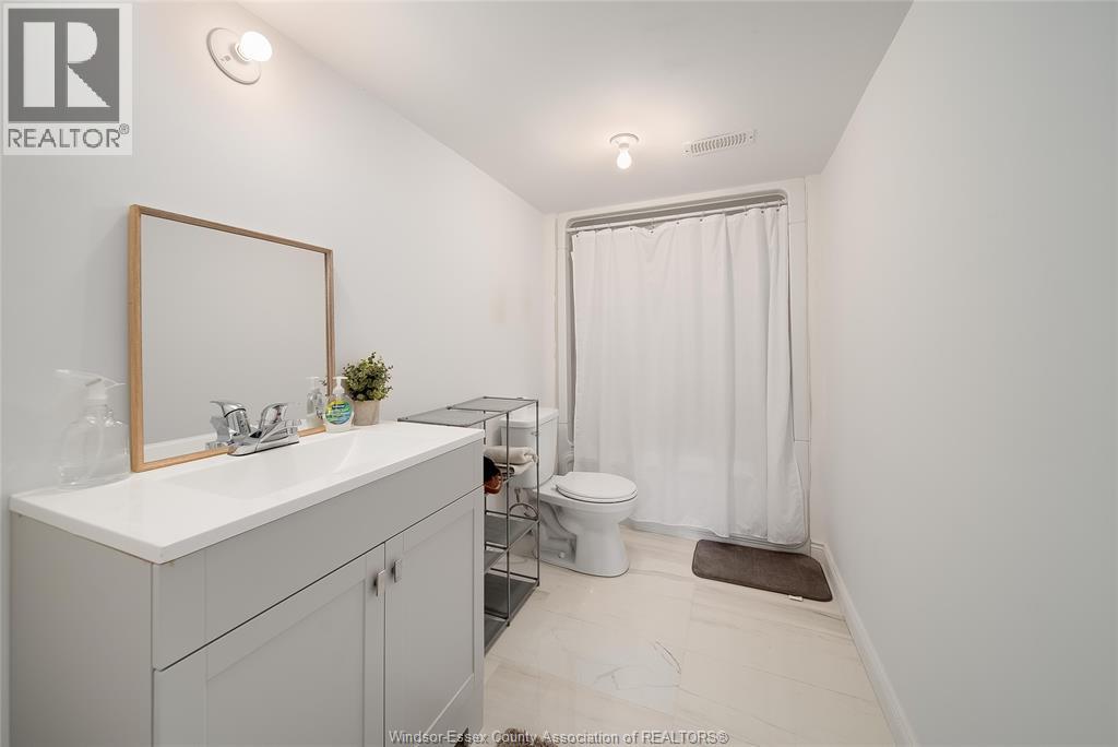 410 Caserta Crescent, Lakeshore, Ontario  N0R 1Z0 - Photo 37 - 26015997