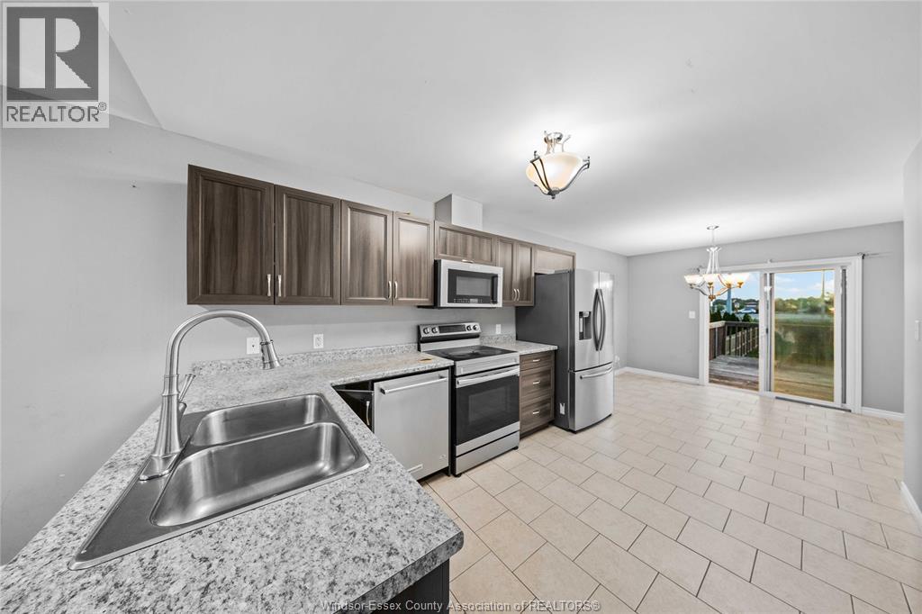 3237 Seville, Windsor, Ontario  N8M 0A3 - Photo 19 - 26016179