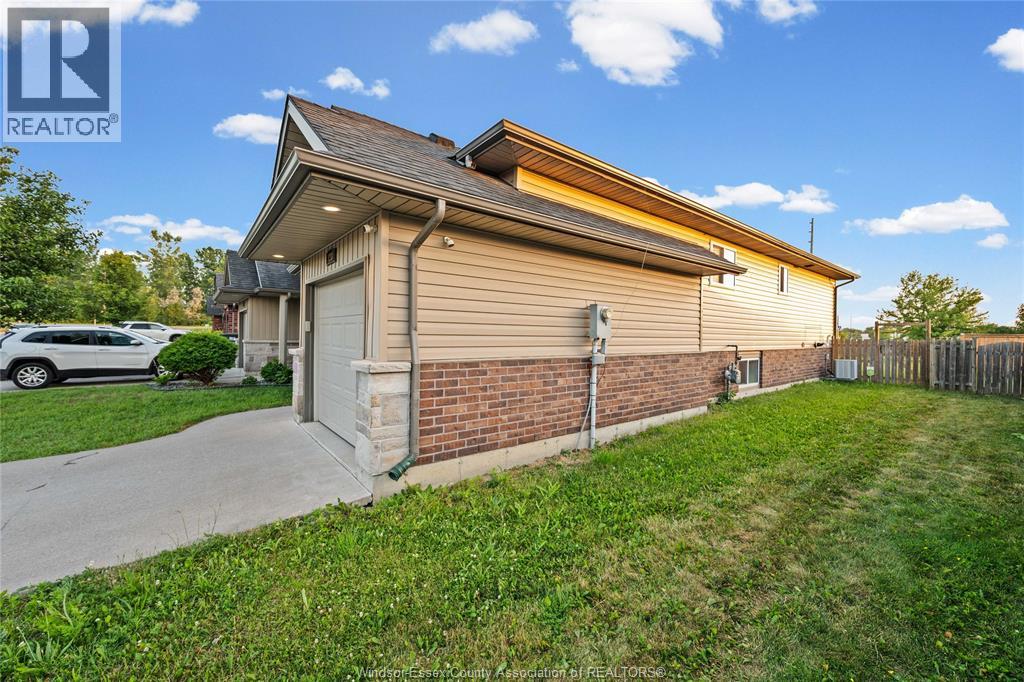 3237 Seville, Windsor, Ontario  N8M 0A3 - Photo 8 - 26016179