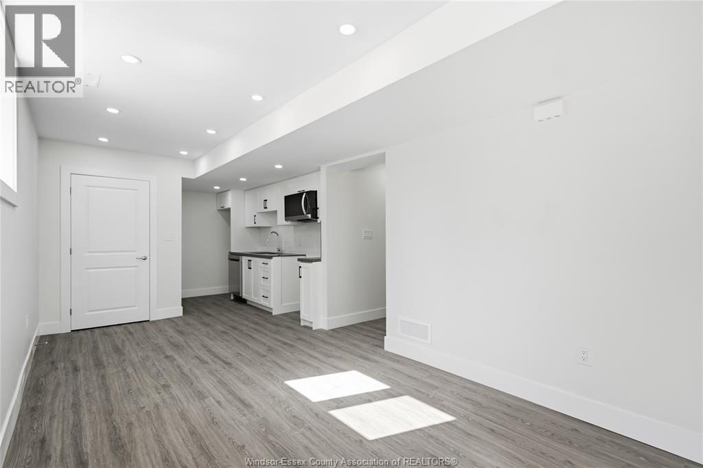2490 George Avenue Unit# Lower, Windsor, Ontario  N8W 4M5 - Photo 7 - 26016171