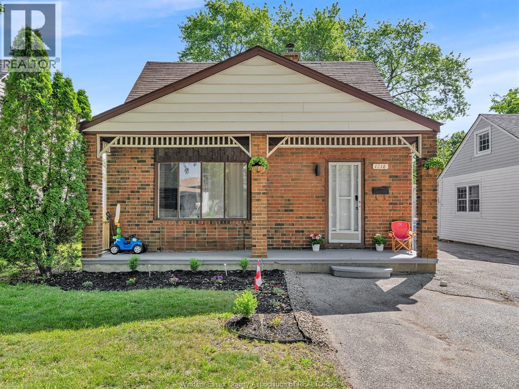 1218 California Avenue, Windsor, Ontario  N9B 2Z9 - Photo 1 - 26016214