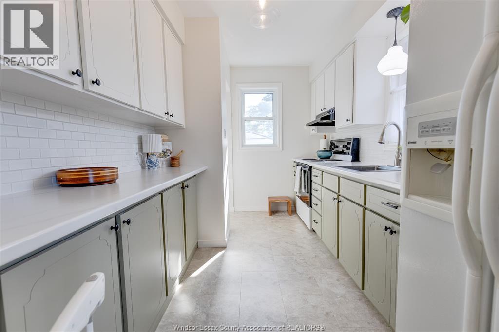 2790 Randolph Avenue, Windsor, Ontario  N9E 3C9 - Photo 14 - 26016225