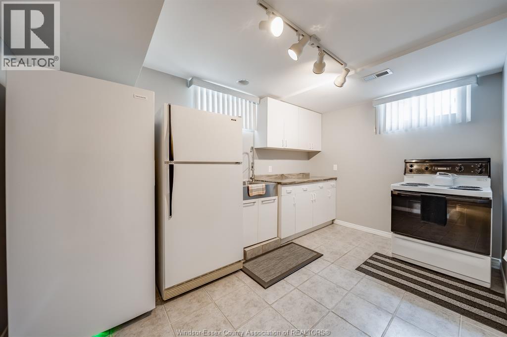314 Menard, Lasalle, Ontario  N9J 1C4 - Photo 38 - 26016000