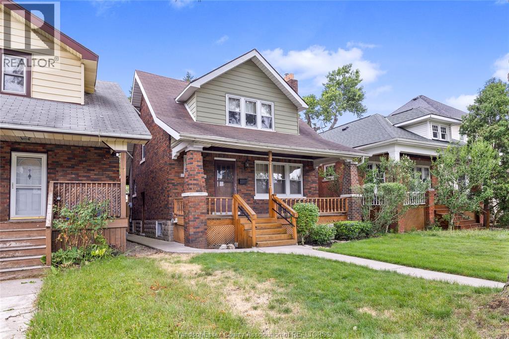 947 Bruce Avenue, Windsor, Ontario  N9A 4X8 - Photo 3 - 26016253