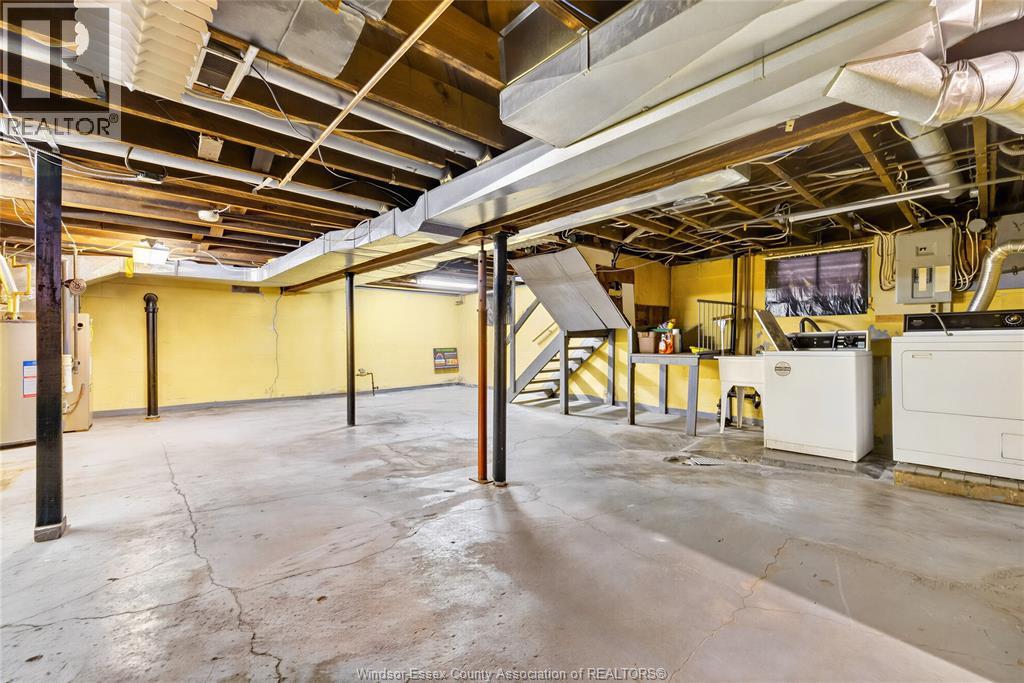 947 Bruce Avenue, Windsor, Ontario  N9A 4X8 - Photo 30 - 26016253