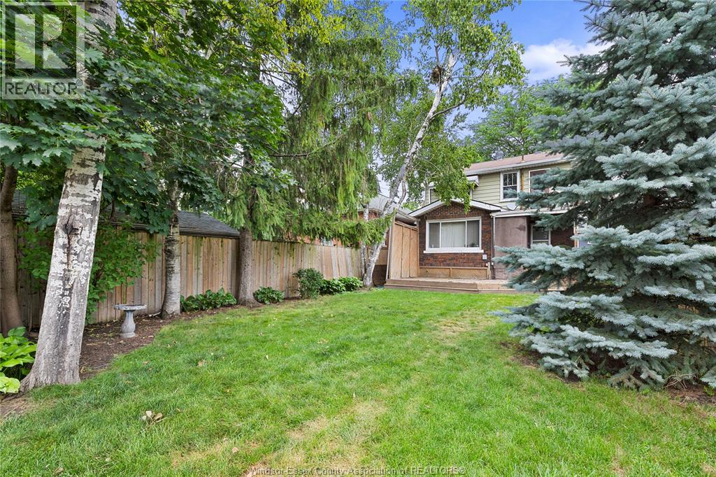 947 Bruce Avenue, Windsor, Ontario  N9A 4X8 - Photo 34 - 26016253