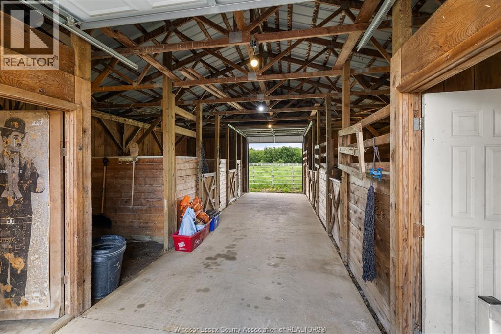 1418 County Rd 31, Lakeshore, Ontario  N0R 1S0 - Photo 34 - 26016280