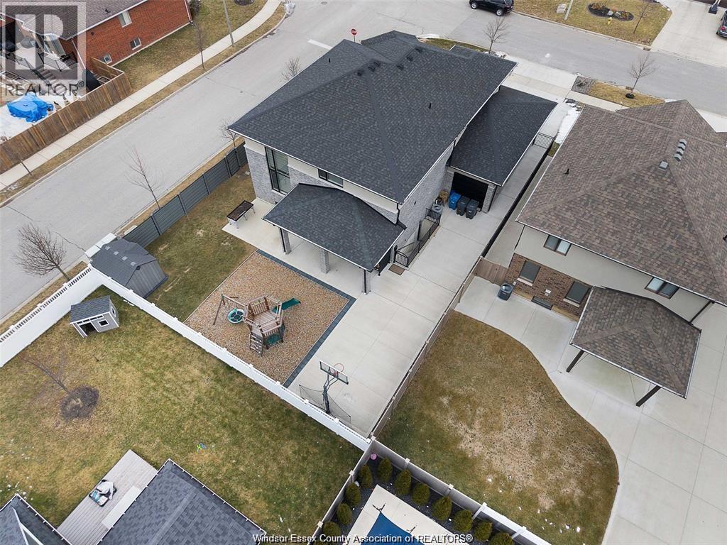 530 Donlon, Lasalle, Ontario  N9J 3Y3 - Photo 2 - 26016291