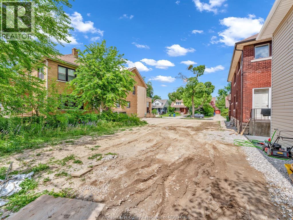421 Partington Avenue, Windsor, Ontario  N8W 3S1 - Photo 6 - 26016343